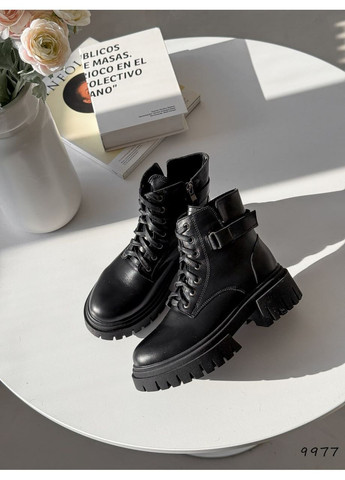 Осенние черные ботинки No Brand