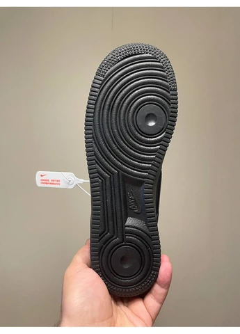 Комбіновані кросівки air force 1 low ’07 triple black (чорні) No Brand