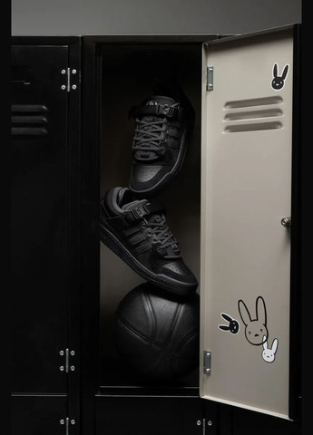 Чорні кроссовки forum low bad bunny back to school black - gw5021 No Brand