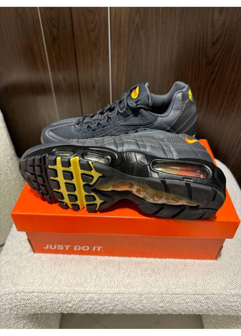 Желтые демисезонные кроссовки мужские nike air max 95 anthracite safety orange найк аир макс 95 No Brand