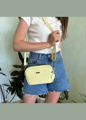 Кожаная мини сумочка на плечо, натуральная кожа, металлическая фурнитура желтая (sku_1595Ж) No Brand (330576227)