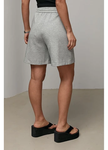 Спортивні однотонні вільні шорти Lurex (397112105)