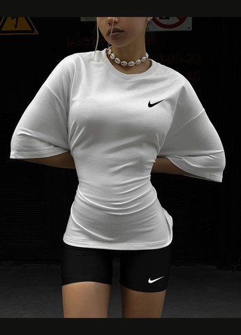 Женский костюм с футболкой и велосипедами. Avanti (338537608)