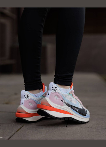 Стильні жіночі кросівки No Brand комбіновані всесезони (322718176)