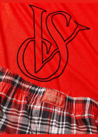 Красная всесезон пижама (футболка + штаны) flannel jogger teejama s красная Victoria's Secret