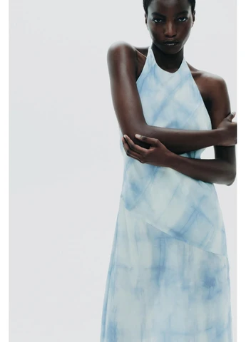 Блакитна сукня хальтер з ефектом tie-dye Zara