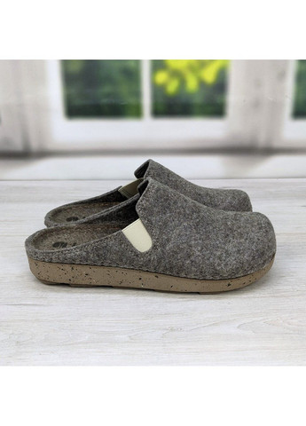 Светло-коричневые тапочки мужские теплые фетровые на полиуретановой подошве Inblu