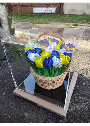 Букет із атласної стрічки в акриловому кубі No Brand (368672383)