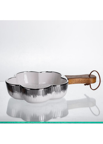 Миска сервировочная фарфоровая 450 мл Flower с деревянной ручкой, серебро ZJH-13-3 No Brand (368641531)