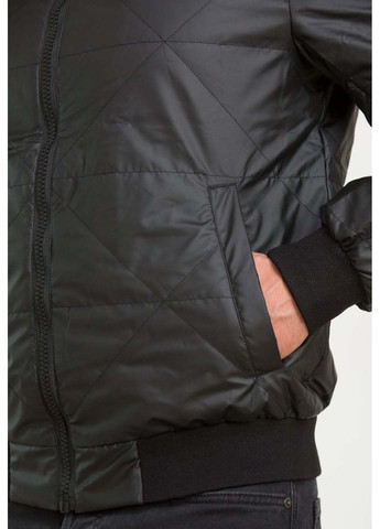 Чорна демісезонна вітровка Trend Collection