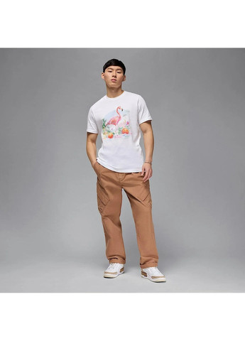 Белая мужская футболка ess flamingo ss crew white Air Jordan