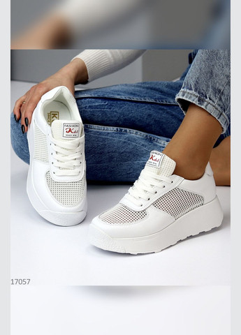 Білі осінні класичні жіночі кросівки No Brand