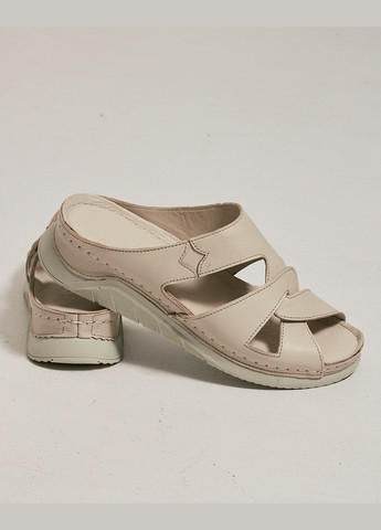 Бежевые шлепанцы на танкетке кожа ALTURA