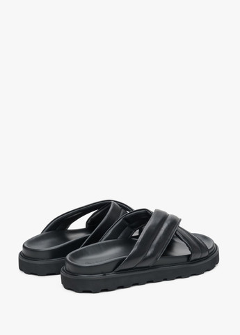 Черные шлепанцы, цвет черный Estro