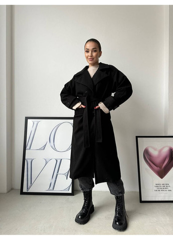 Чорне демісезонне Пальто з поясом із кашеміру Garna