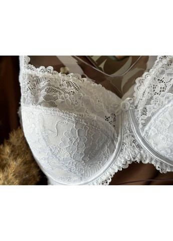 Білий бюстгальтер з м'яким поролоном 11676 білий Lanny Mode