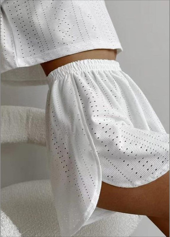 Біла жіноча піжама комплект для дому футболка + шорти Veronica