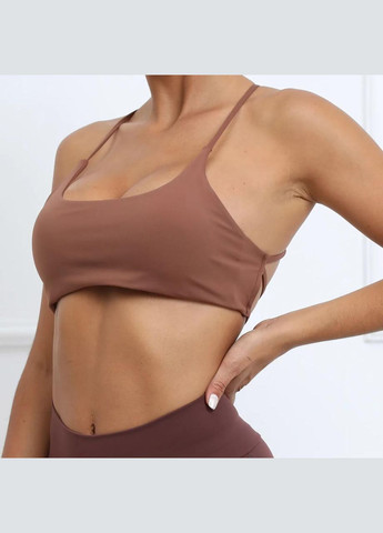 Топ на двух «перекрещенных бретелях» с чашками шоколадного цвета, размер L Trends (330756955)