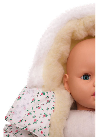 Чоловічок для дівчинки на хутрі без логотипу з принтом маленьких трояндок білий 74 см (51665) BABYKROHA (315340811)