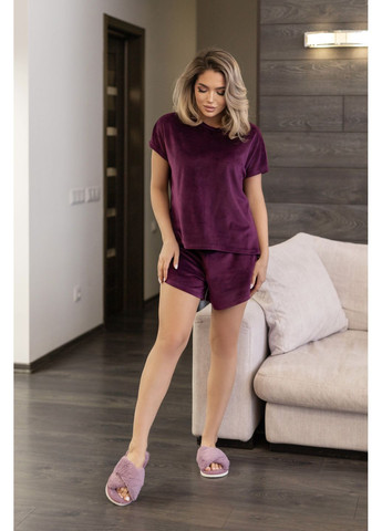 Бордовая всесезон женская пижама велюровая комплект шорты и футболка размер gf0025 No Brand