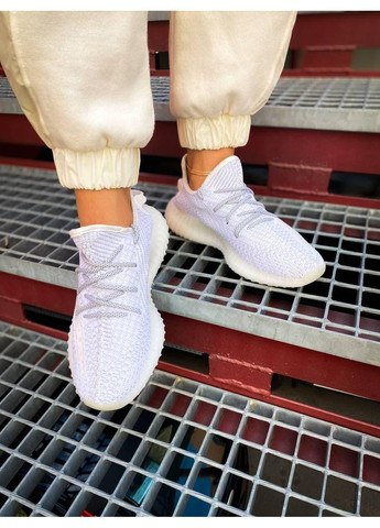 Серые демисезонные кроссовки мужские adidas yeezy boost 350 v2 static non-reflective адидас изи буст No Brand