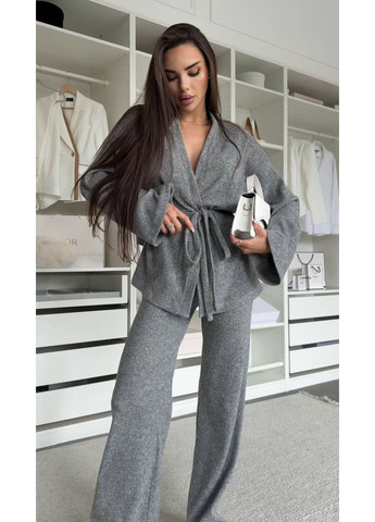 Жіночий костюм з ангори Adelante (363317798)