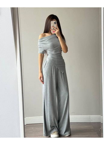 Жіночий костюм зі струмливої трикотажної тканини Україна (360544923)