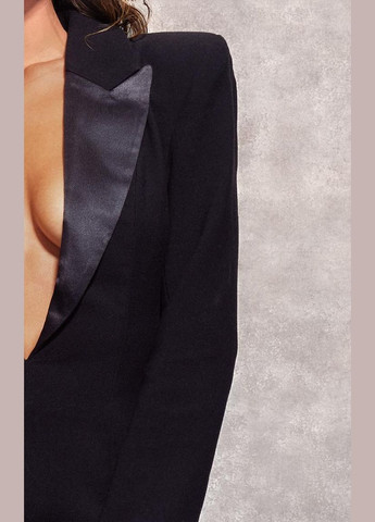 Чорна сукня PrettyLittleThing