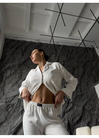 Молочна всесезон ніжний та комфортний домашній костюм-піжамка сорочка + брюки Vakko