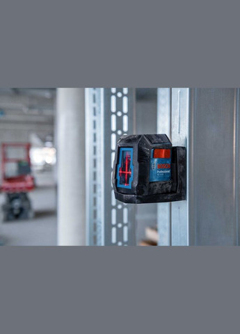 Лінійний лазерний нівелір Professional GLL 12-22 (1.5 В, 2х1 А*год, 12 м) з батарейками та чохлом (24938) Bosch (323165853)