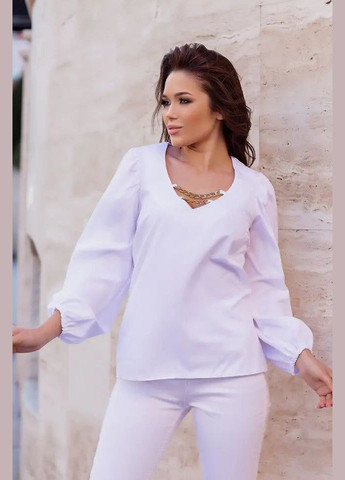 Біла блузка жіноча білого кольору з баскою Let's Shop