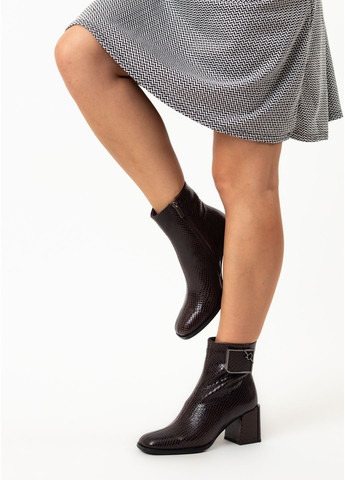 Коричневі ботильйони (1940б) Marigo