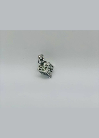 Світний кулон квітка Аяки, зелений на шнурку No Brand (276328640)