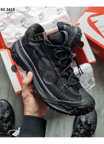 Чорні Осінні кросівки чоловічі nike acg mountain fly 2 low triple black найк асж маунс флай No Brand