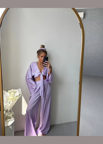 Жіночий бузковий костюм No Brand (340424183)