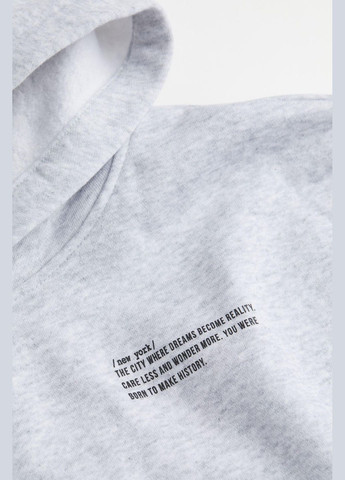 Сіра футболка пл.матеріал,сірий з принтом, H&M