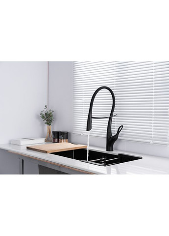 Чорний змішувач для кухні з гнучким виливом SWB-52 Nett (336938035)