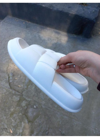 Шльопанці зефірки бежеві Progress (373637720)