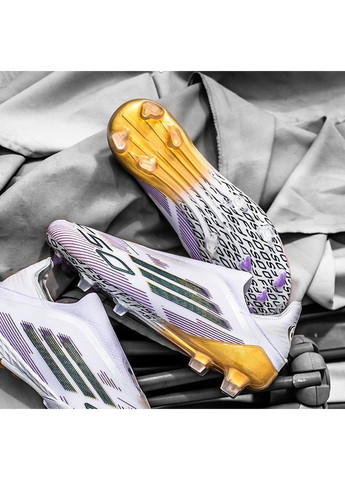 Белые футбольные бутсы No Brand без шнурков