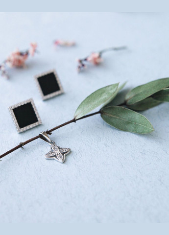 Срібні сережки пусети квадрати з оніксом та фіанітами No Brand (333705752)