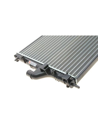 Радиатор охлаждения DUSTER/LOGAN/SANDERO +AC(пр-во) 43002478 Van Wezel (366129852)