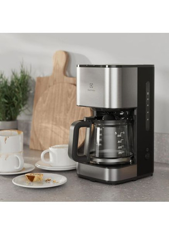 Кавоварка крапельна E3CM1-3ST Electrolux (372465202)