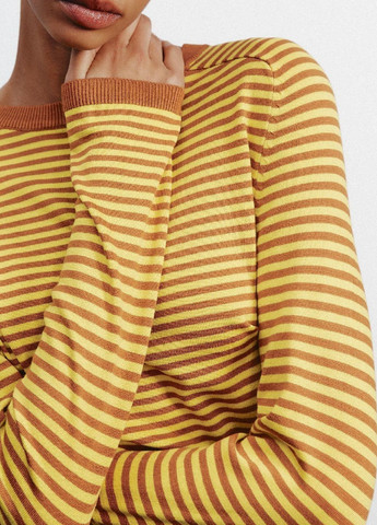 Оранжевый демисезонный свитер Zara