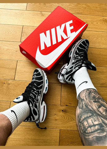 Черные демисезонные мужские кроссовки nike air max tn plus toggle black grey | найк аир макс тн плюс черные серые No Brand