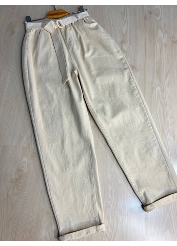 Джинси жіночі A-N 25072 MOM банани талія на резинці з ременем стрейчеві оверсайз молочні No Brand - (327303112)