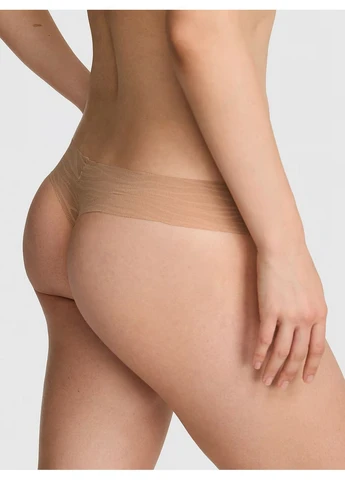 Женские трусики-стринги бесшовные PINK No-Show Thong Panty бежевые M Victoria's Secret (401236549)