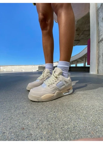 Бежевые летние кроссовки nike air jordan retro 4 beige 3 найк аир джордан No Brand