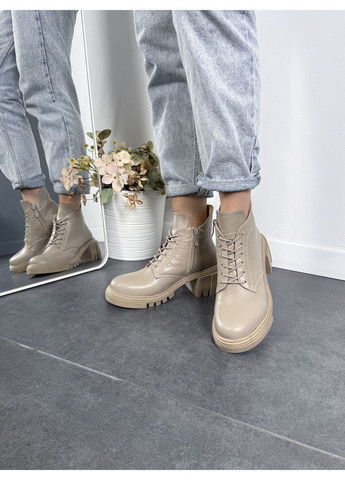 Демісезонні короткі шкіряні черевики бежевого кольору на стійкому невисокому каблуці зі шнурівкою (відшив 3 дні) Paradize (371763633)
