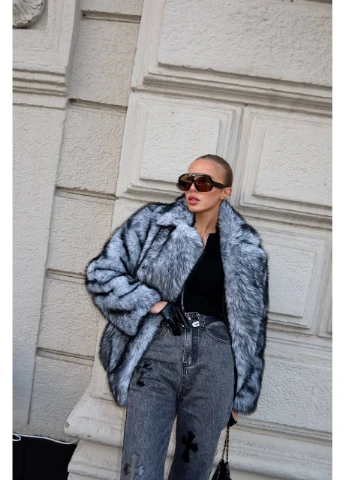 Серая демисезонная шубка в сером цвете (28sh-l) Classyme