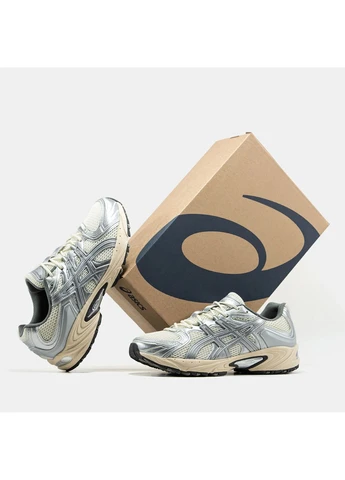Сріблясті кросівки чоловічі демісезон Asics Gel-Kahana TR Nexus
